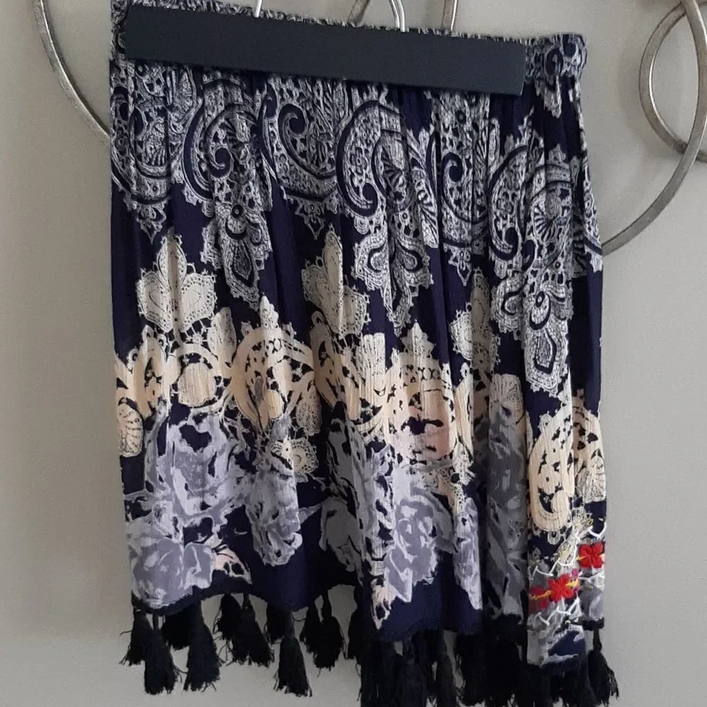 Raga tassel skirt